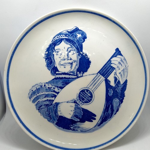 Piccolo piatto design